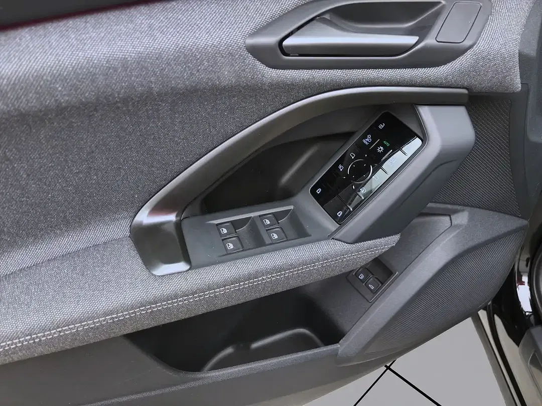 Audi Q5 - Thumbnail 10