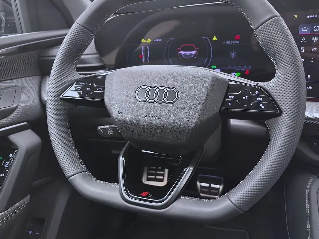 Audi Q5 - Thumbnail 12