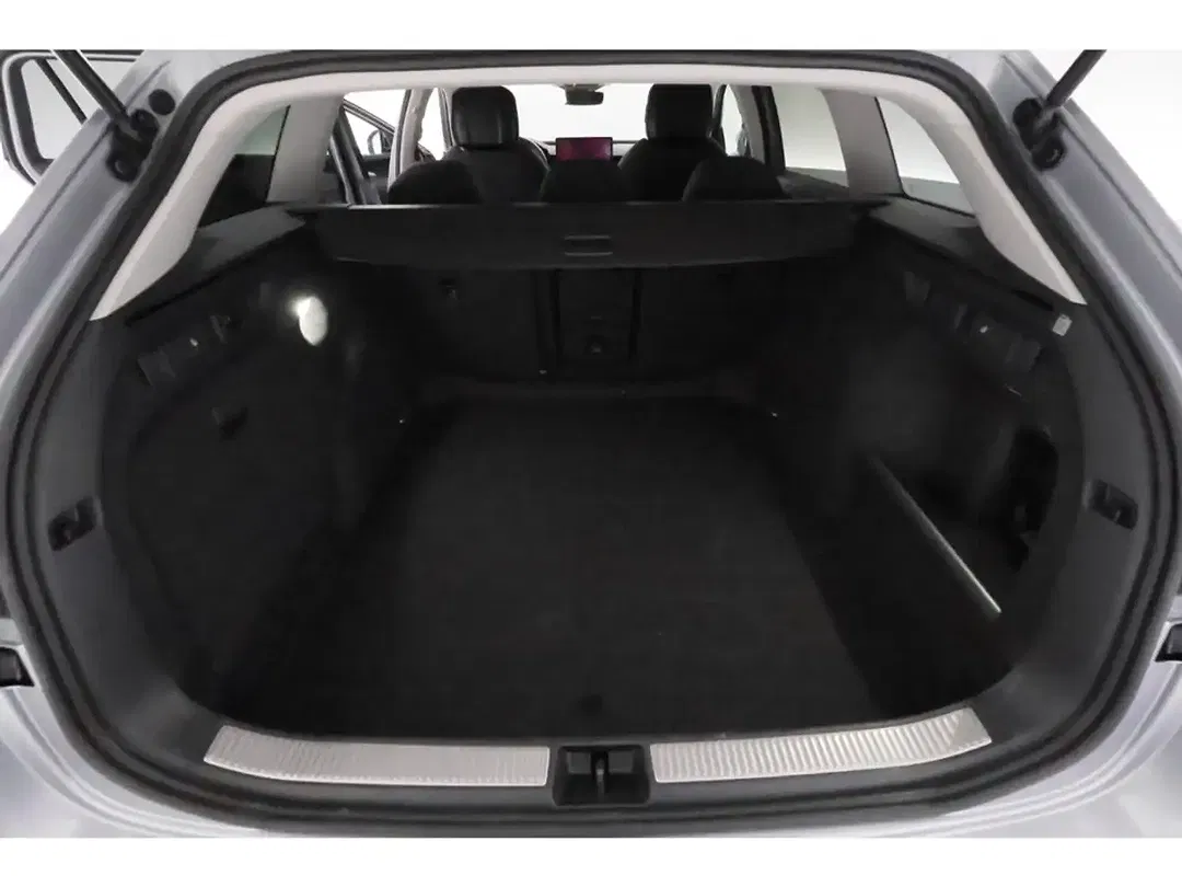 Skoda Superb - Thumbnail 19