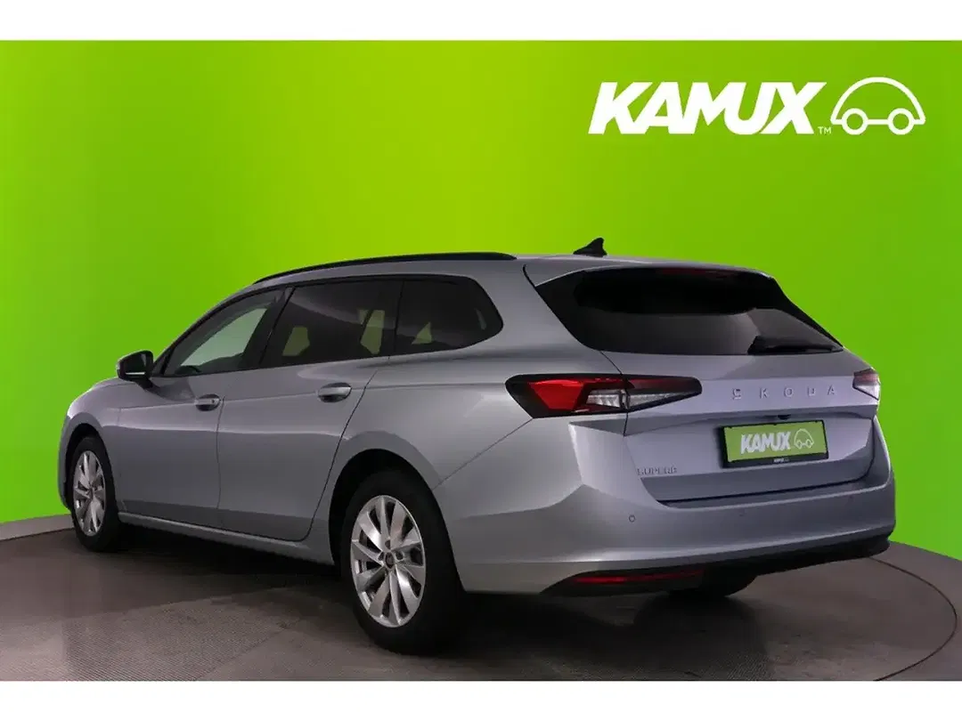 Skoda Superb - Thumbnail 4