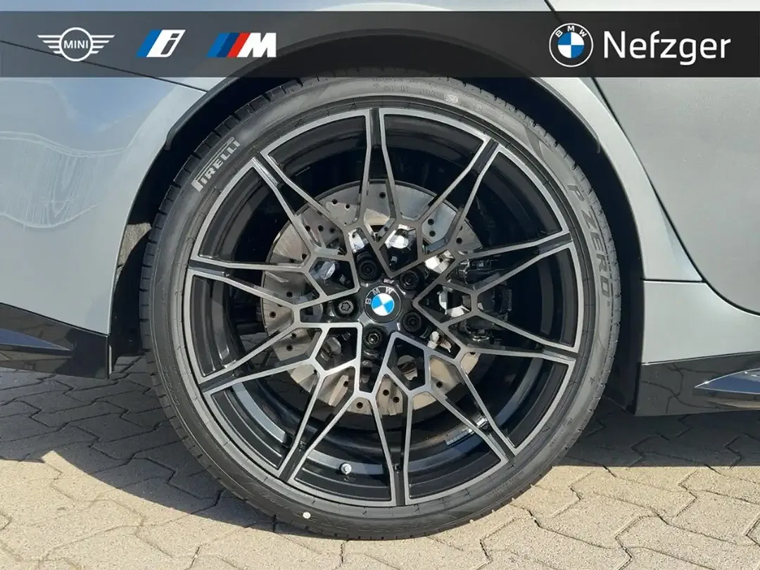 BMW M3 - Thumbnail 12