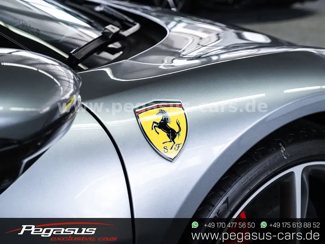 Ferrari 296 GTB - Thumbnail 15