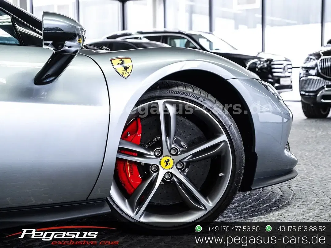 Ferrari 296 GTB - Thumbnail 22
