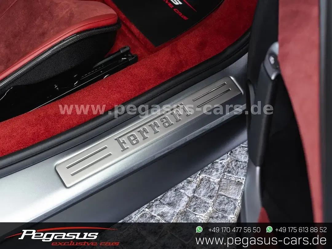 Ferrari 296 GTB - Thumbnail 23