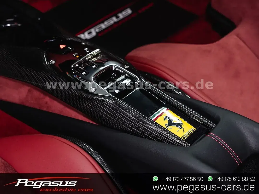Ferrari 296 GTB - Thumbnail 32