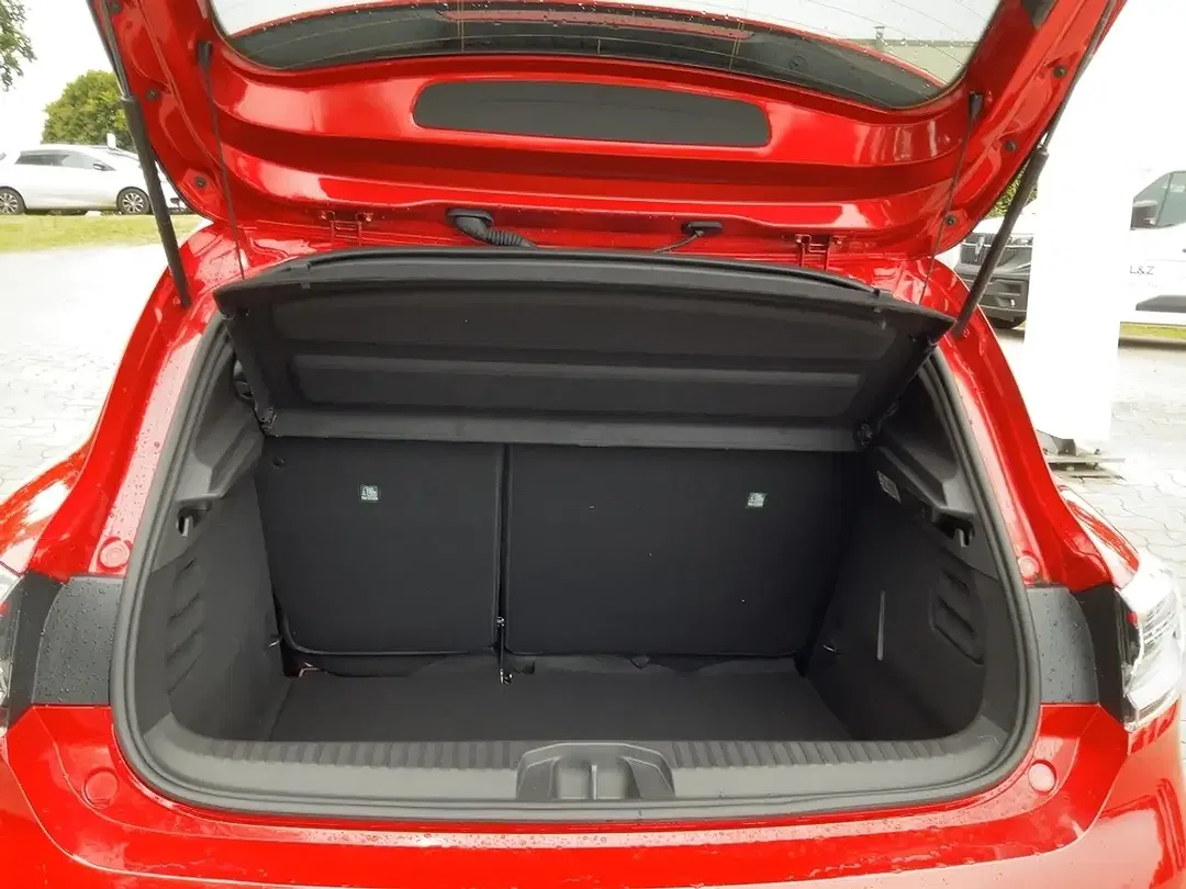Renault Clio - Thumbnail 13
