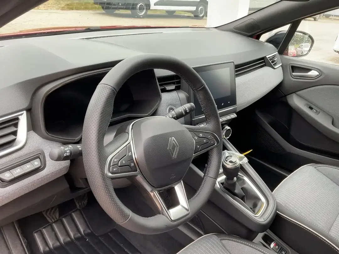 Renault Clio - Thumbnail 8