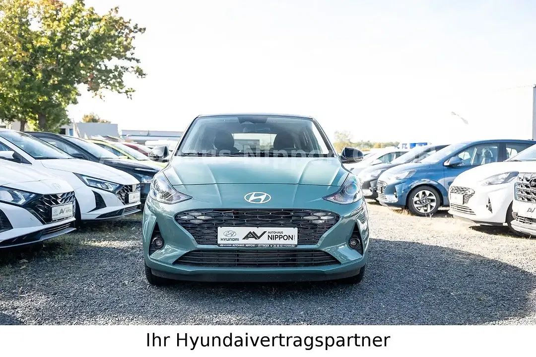 Hyundai i10 - Thumbnail 2