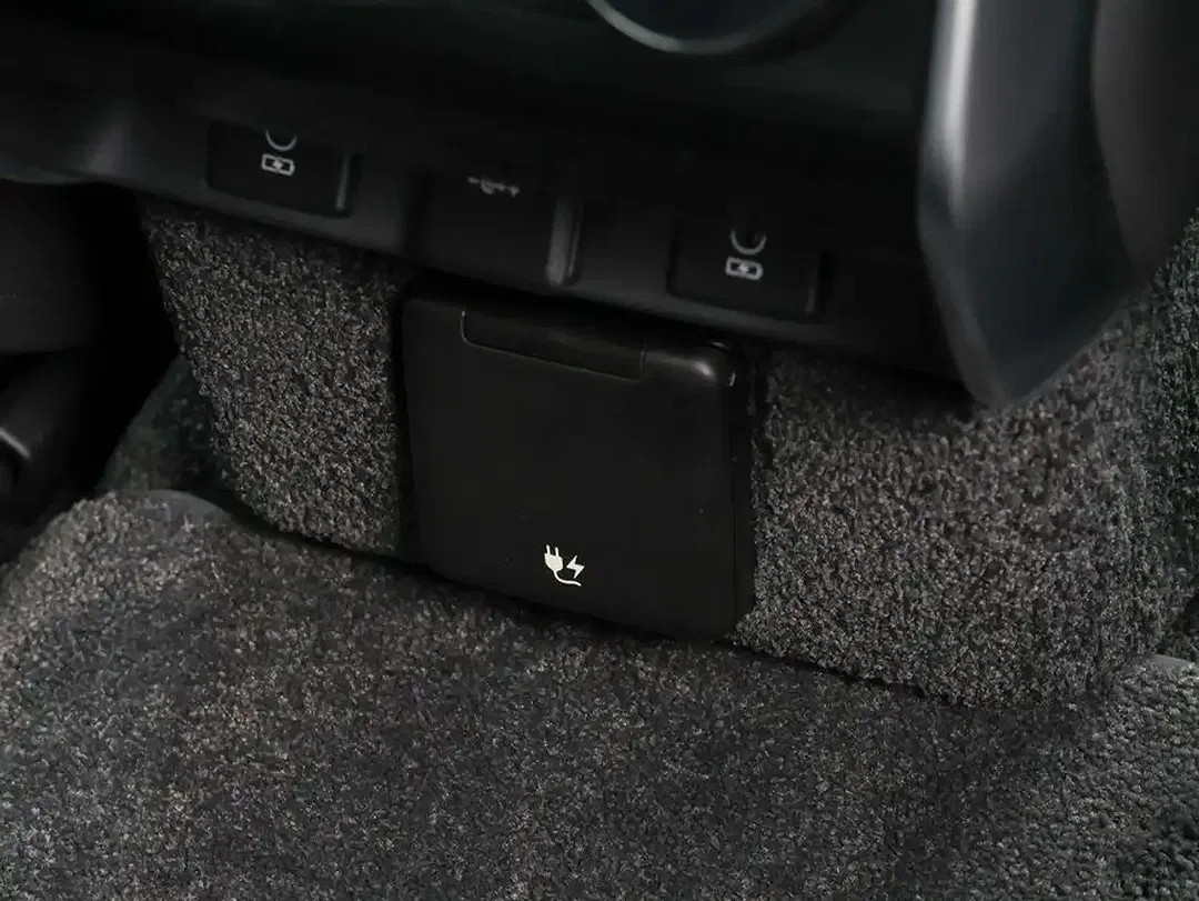 Land Rover Range Rover - Thumbnail 16