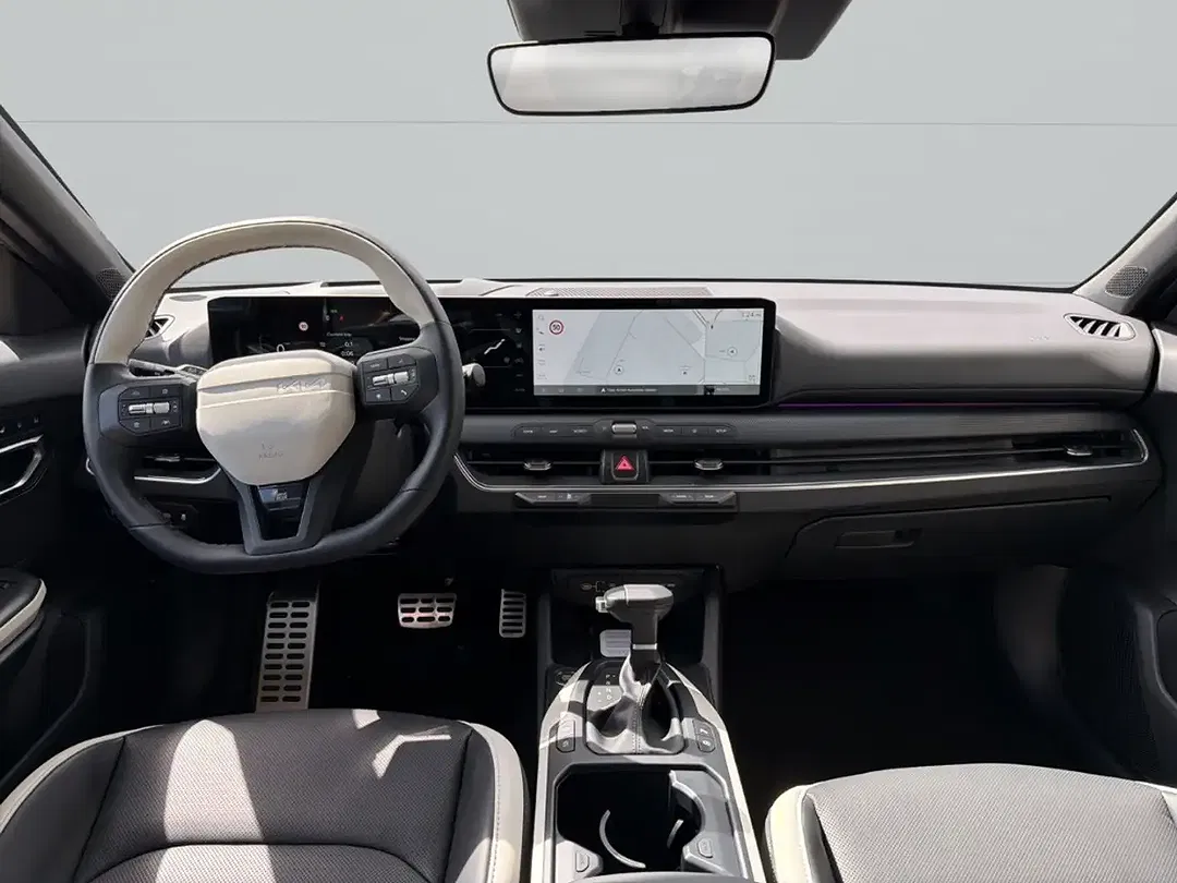 Kia K4 - Thumbnail 13