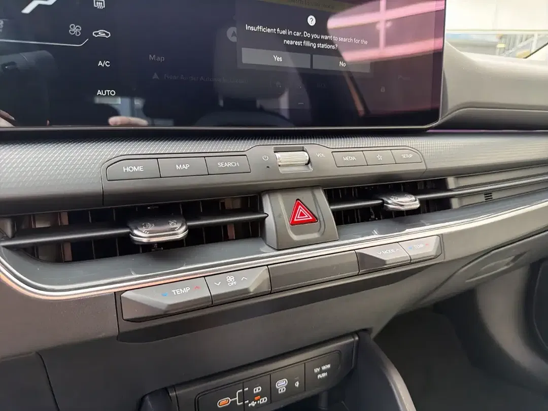 Kia K4 - Thumbnail 15