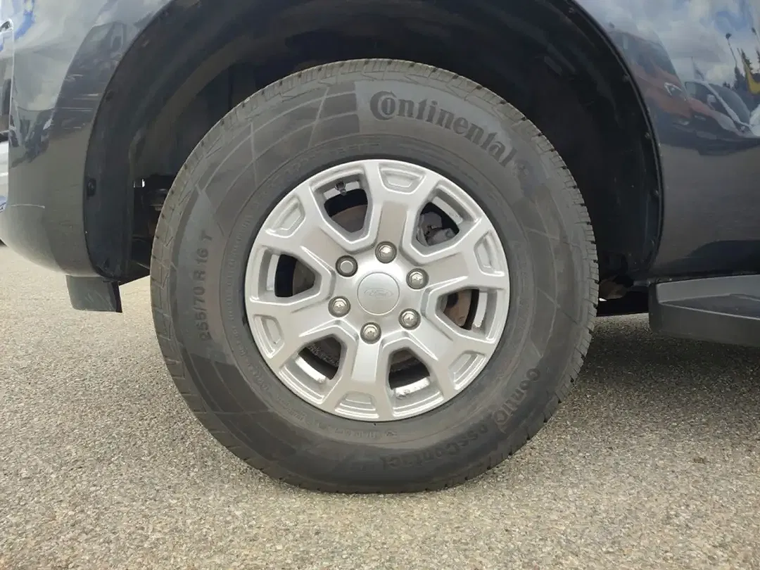 Ford Ranger - Thumbnail 3