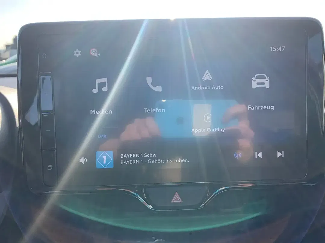 Mazda 2 - Thumbnail 10