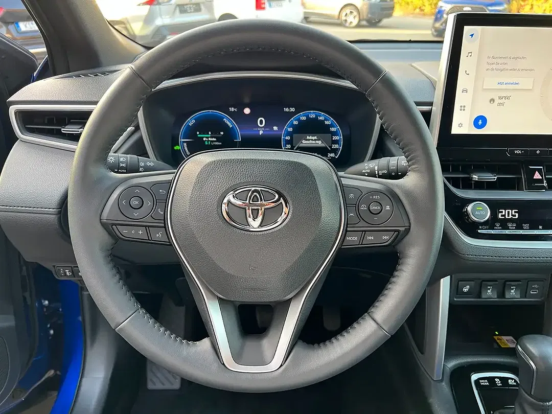 Toyota Corolla Cross - Thumbnail 11