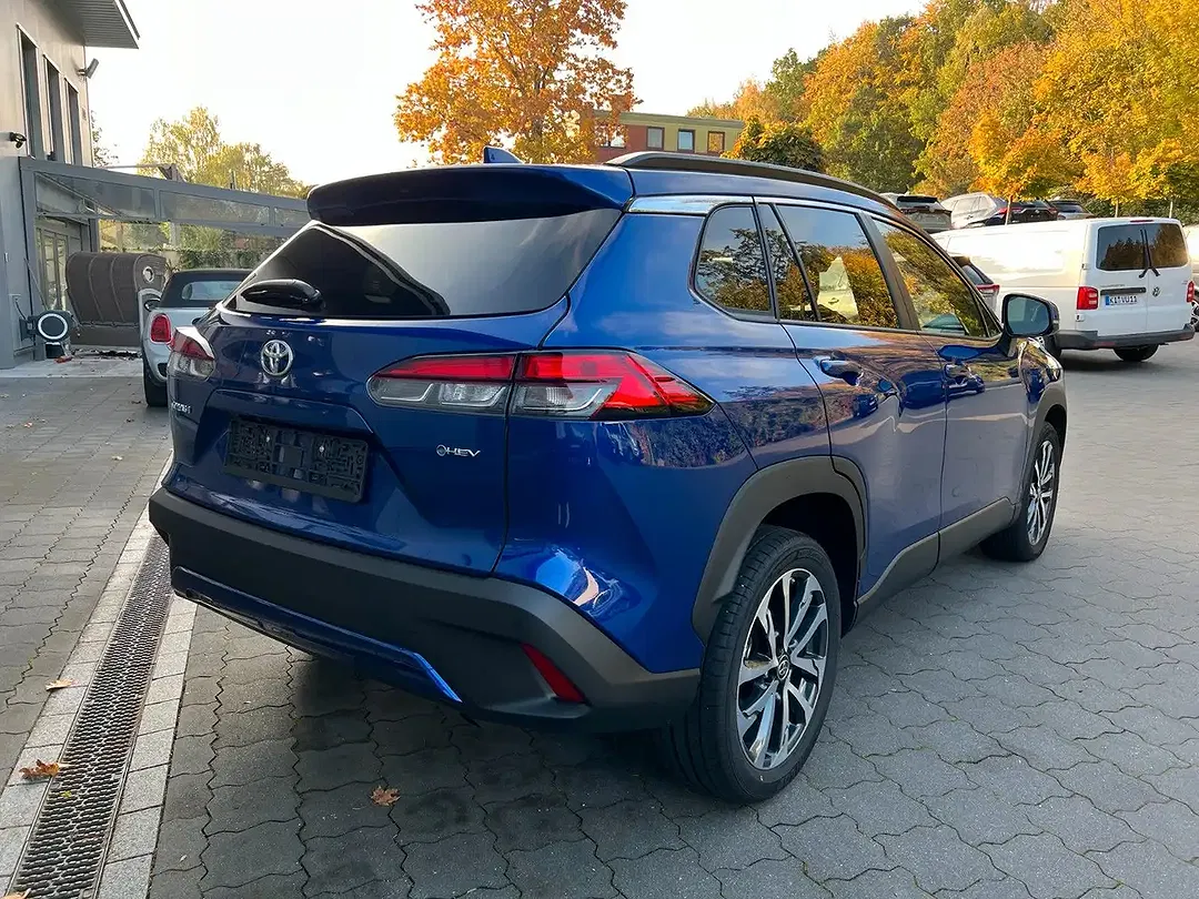 Toyota Corolla Cross - Thumbnail 6