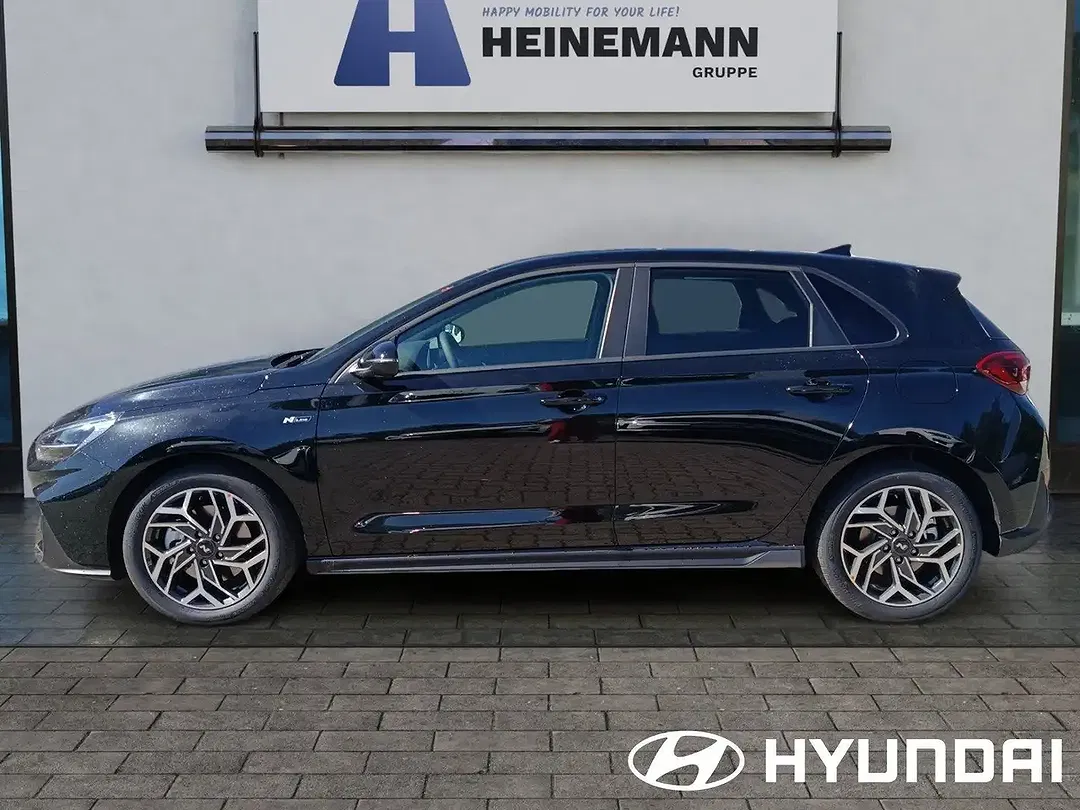 Hyundai i30 - Thumbnail 2