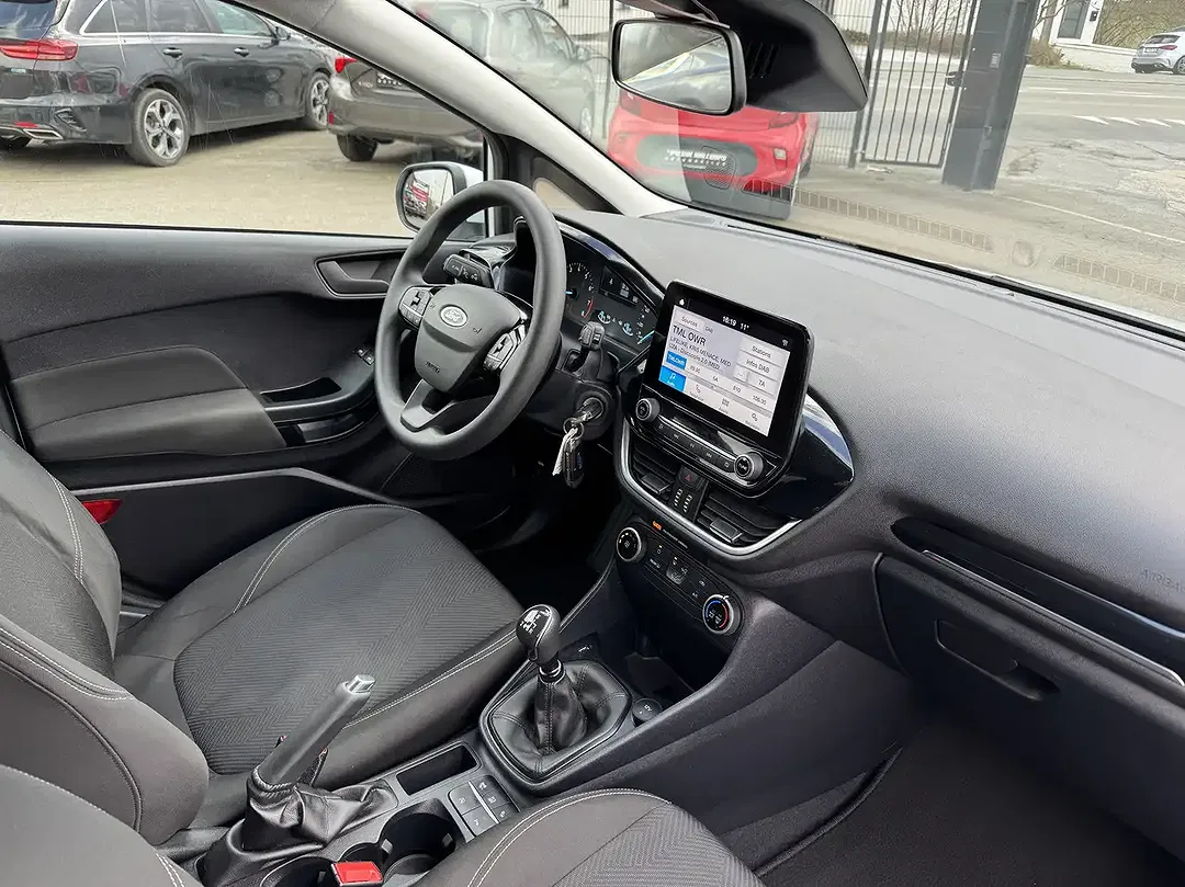 Ford Fiesta - Thumbnail 7