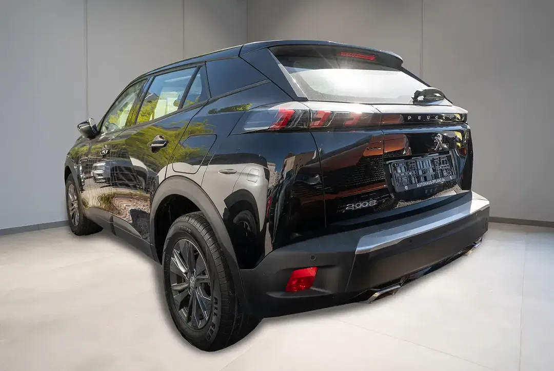 Peugeot 2008 - Thumbnail 3