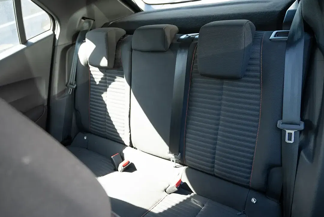 Peugeot 2008 - Thumbnail 6