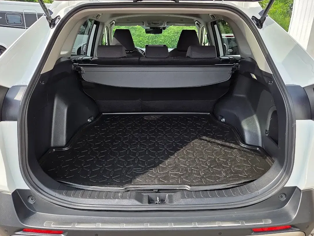 Toyota RAV 4 - Thumbnail 7