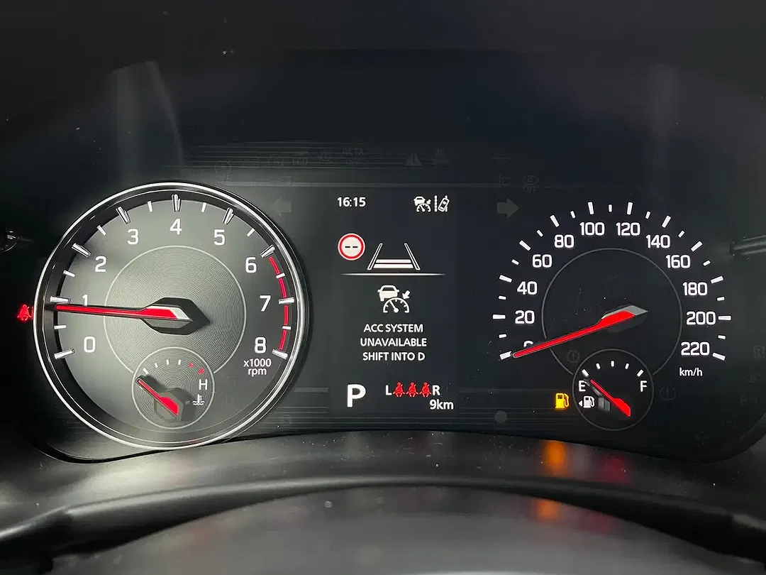 Suzuki Swift - Thumbnail 10