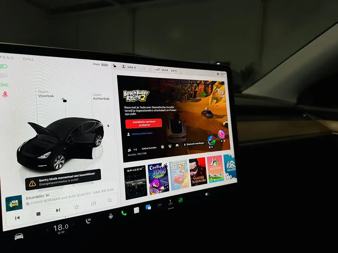 Tesla Model Y - Thumbnail 17
