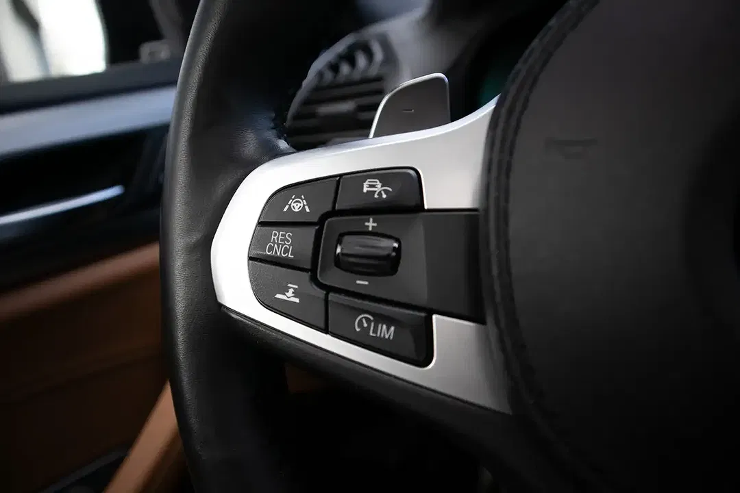 BMW X4 M - Thumbnail 7