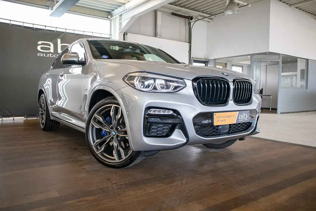 BMW X4 M - Thumbnail 2