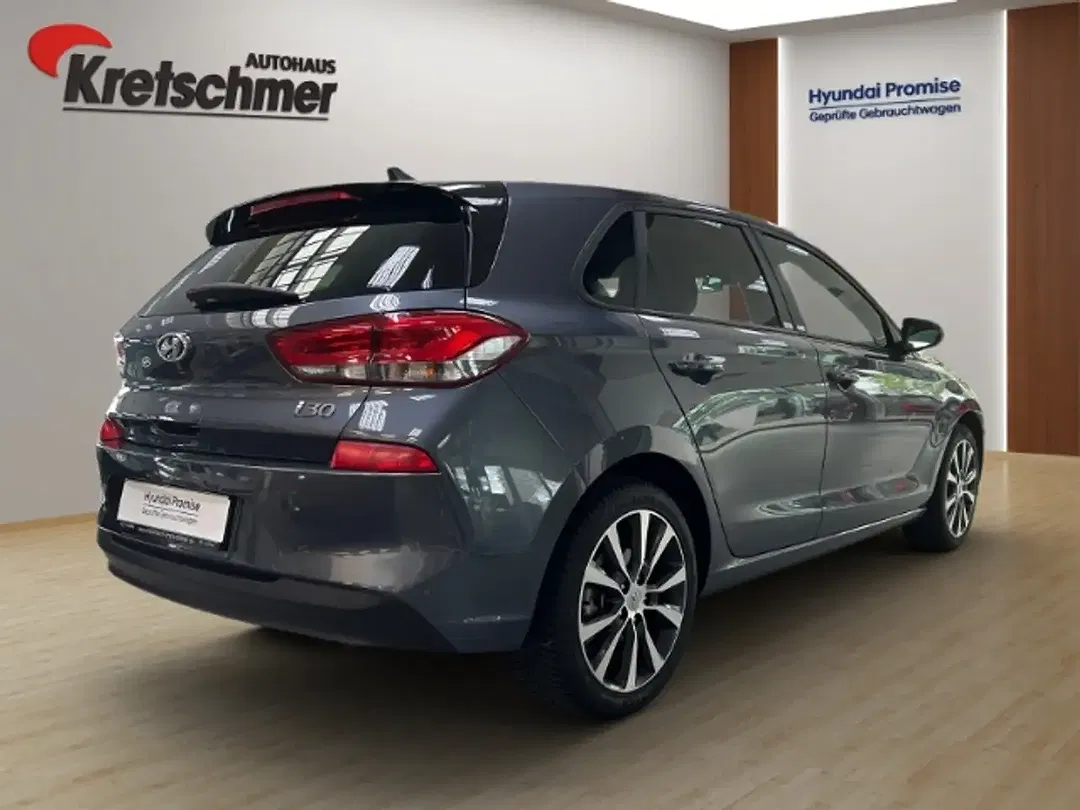 Hyundai i30 - Thumbnail 3