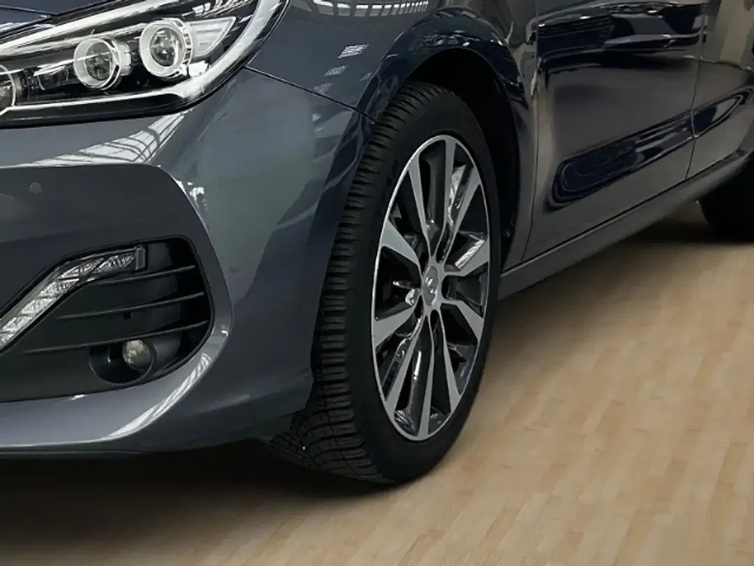 Hyundai i30 - Thumbnail 6