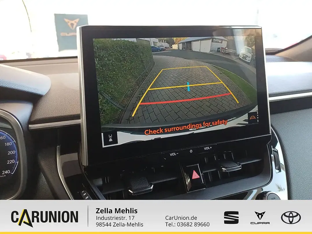 Toyota Corolla Cross - Thumbnail 11