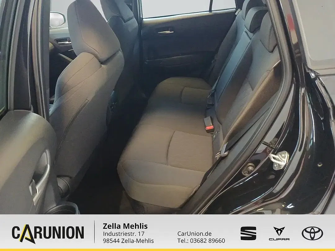 Toyota Corolla Cross - Thumbnail 8