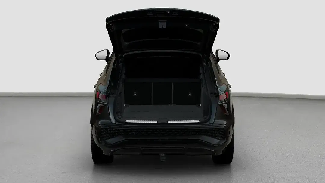 Audi Q3 - Thumbnail 5