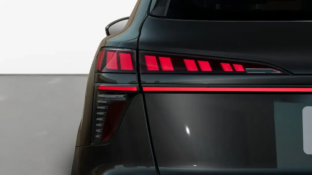 Audi Q3 - Thumbnail 6