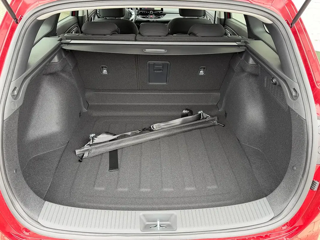 Hyundai i30 - Thumbnail 15