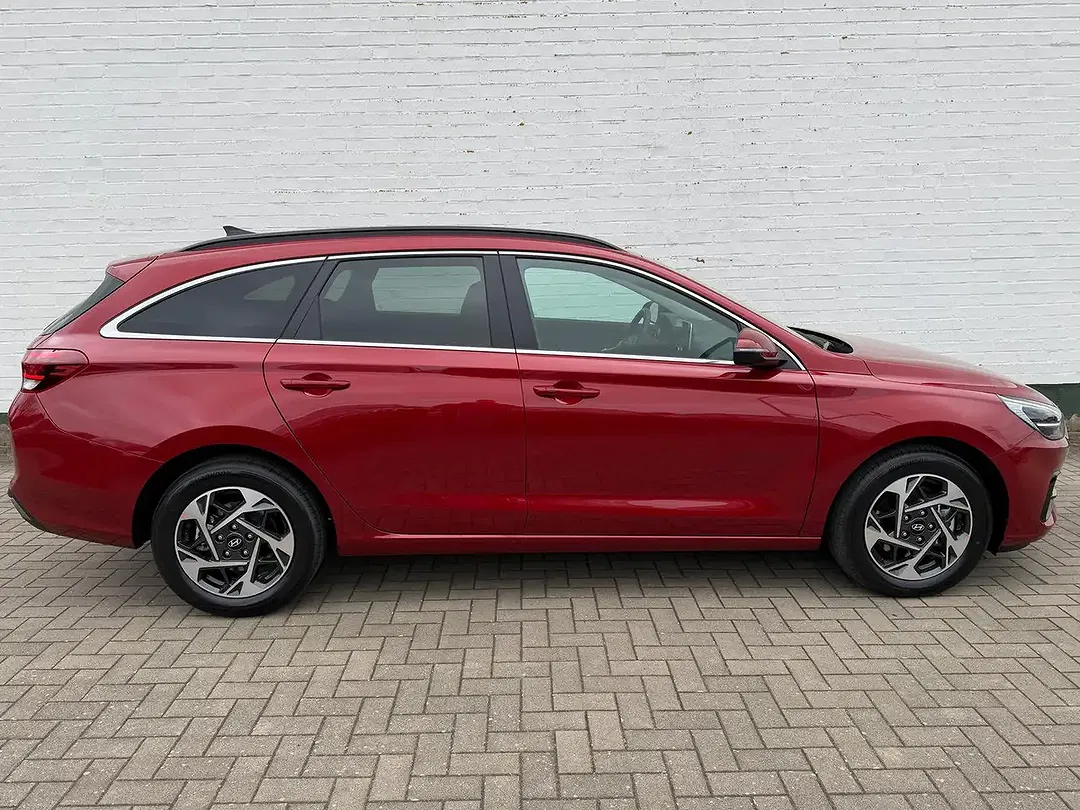 Hyundai i30 - Thumbnail 3
