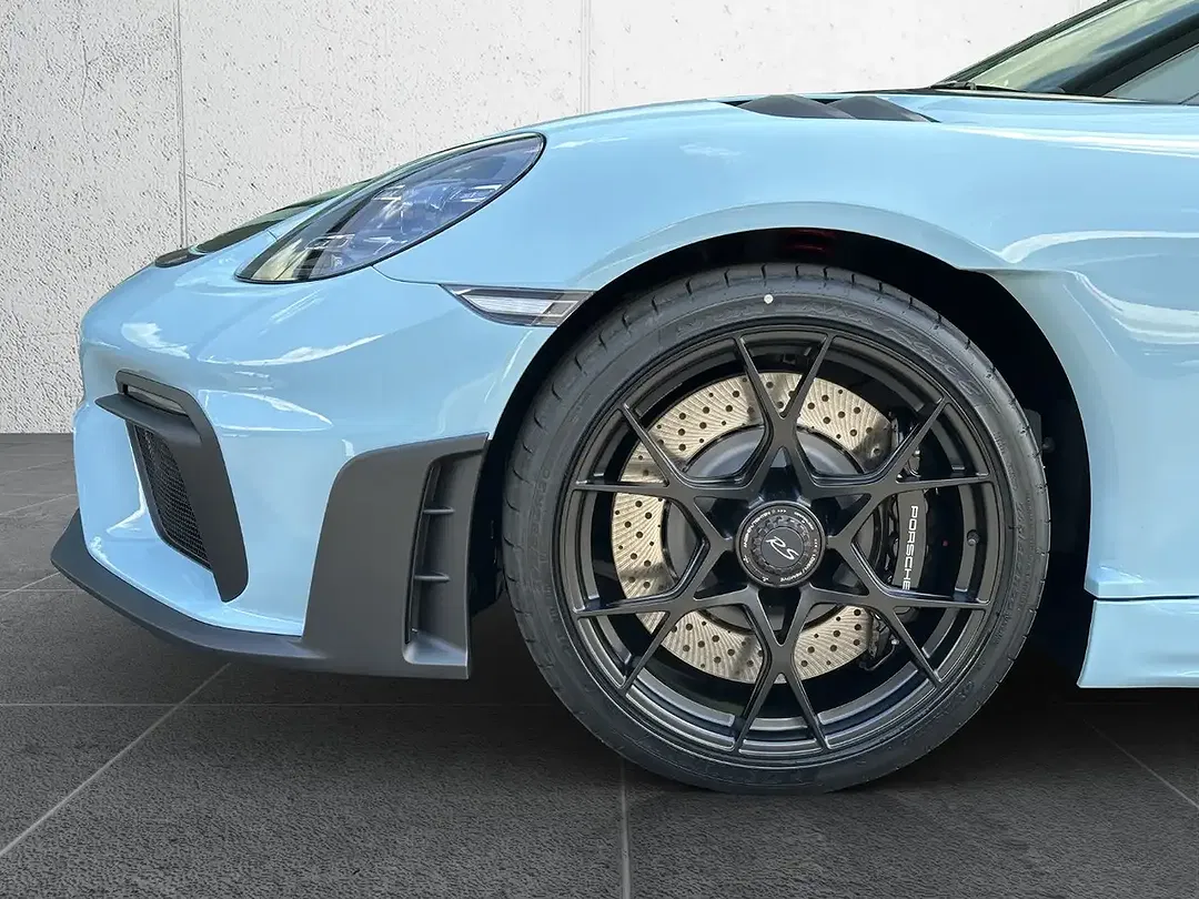 Porsche Boxster - Thumbnail 6