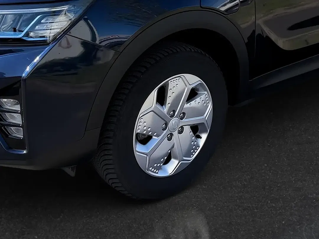 KGM Korando - Thumbnail 3