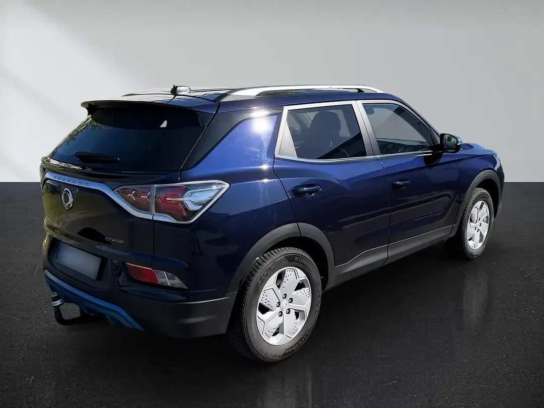 KGM Korando - Thumbnail 5
