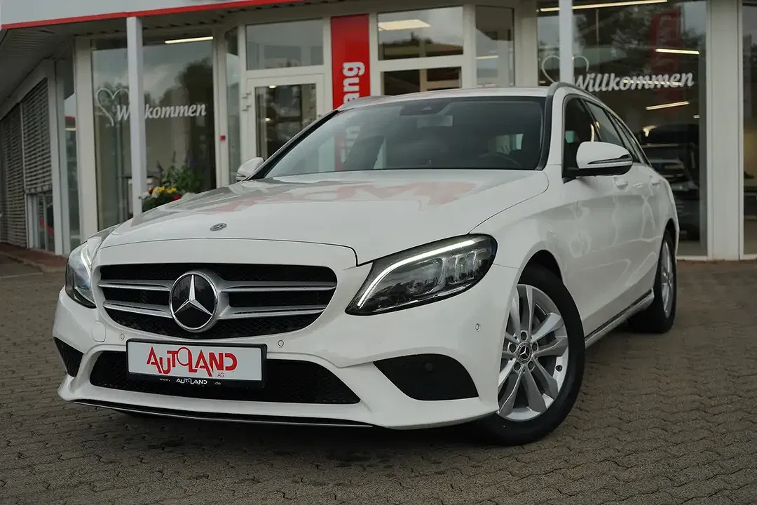 Mercedes-Benz C 200 - Thumbnail 1