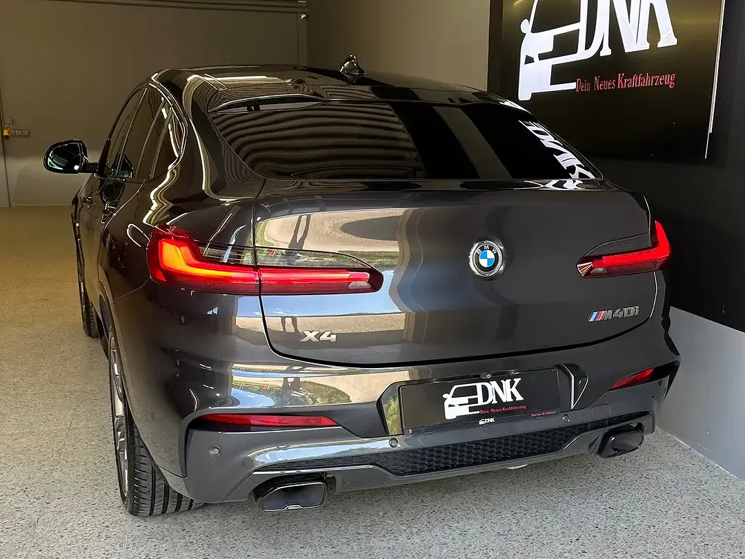 BMW X4 M - Thumbnail 7