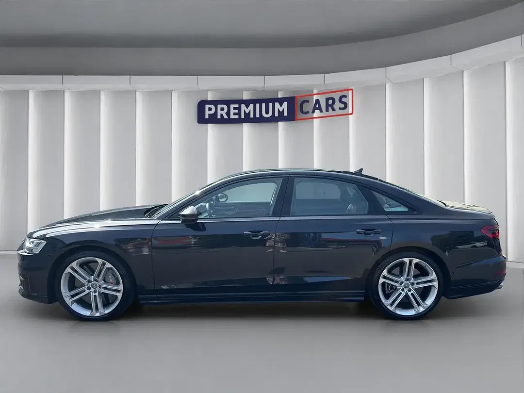 Audi S8 - Thumbnail 2