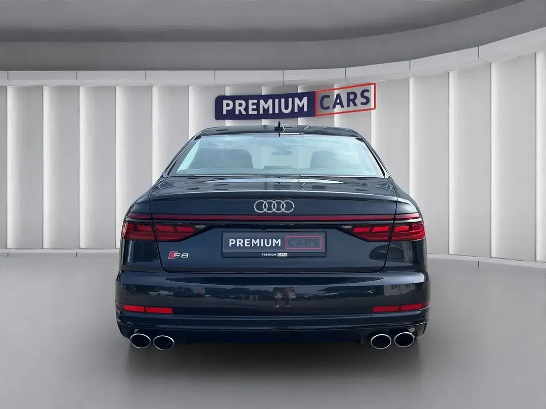 Audi S8 - Thumbnail 4
