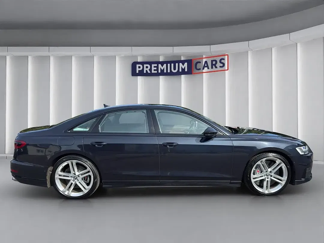 Audi S8 - Thumbnail 6