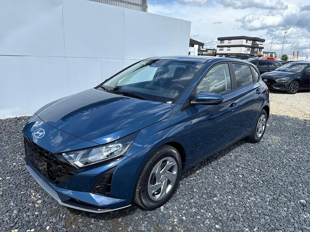 Hyundai i20 - Thumbnail 1