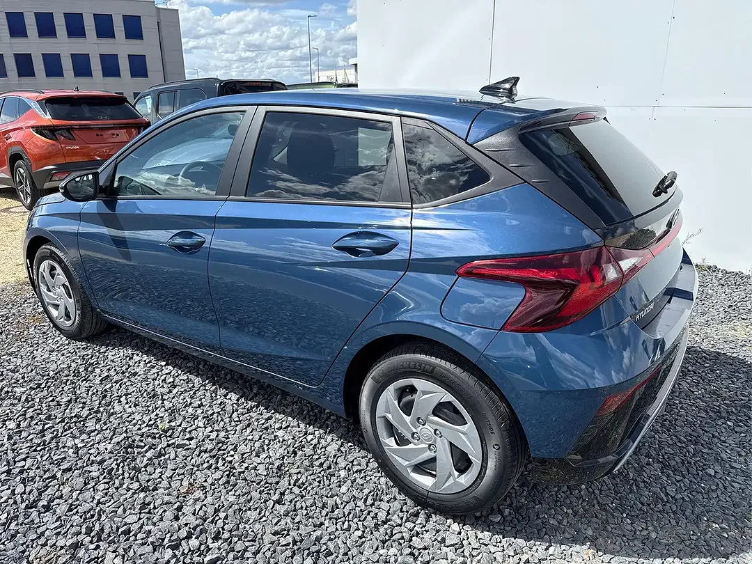 Hyundai i20 - Thumbnail 4