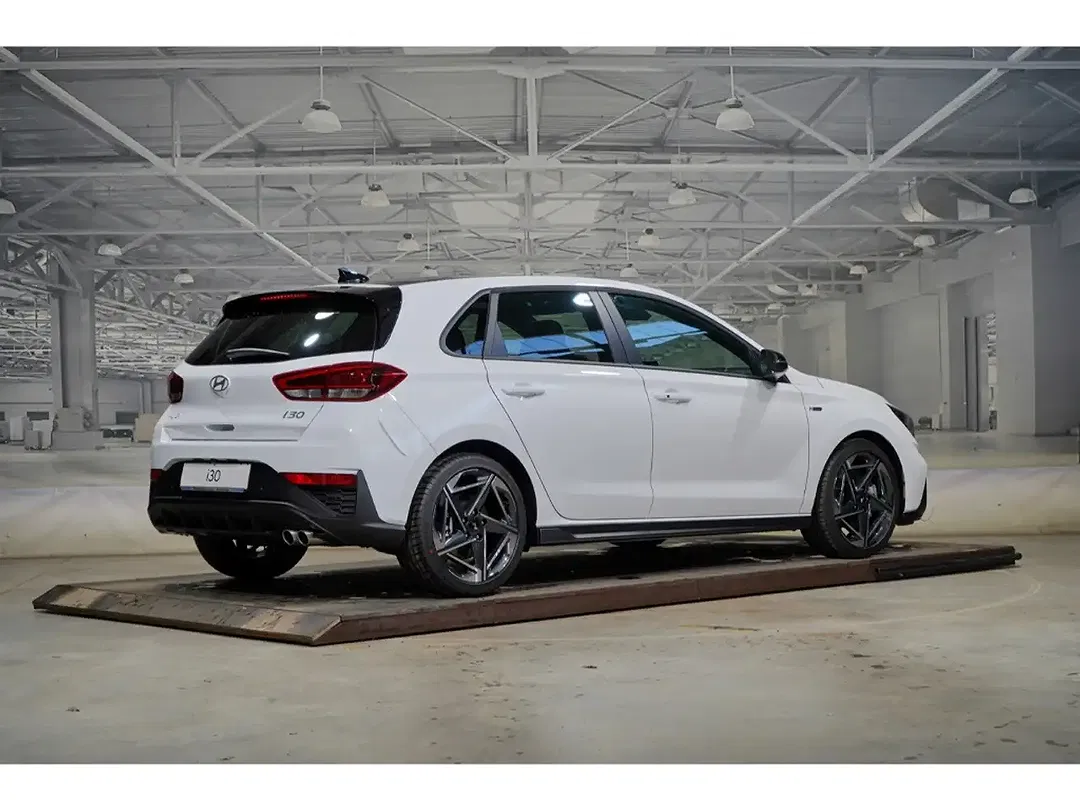 Hyundai i30 - Thumbnail 3