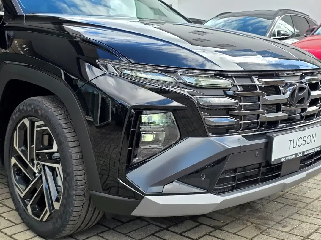 Hyundai TUCSON - Thumbnail 2