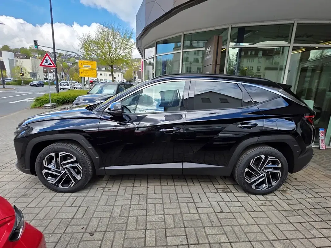 Hyundai TUCSON - Thumbnail 4