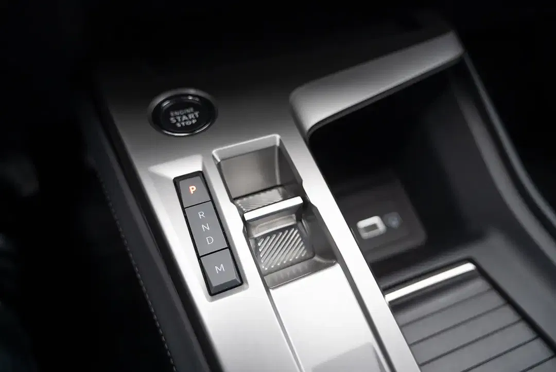 Peugeot 308 - Thumbnail 10
